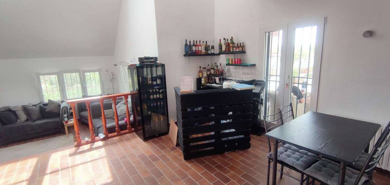 Wederverkoop - Commercieel - Ayora