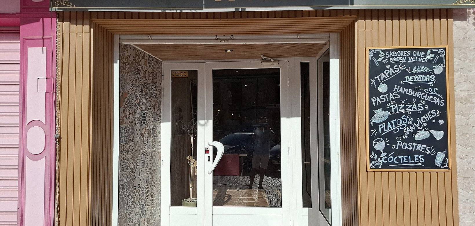 Wederverkoop - Commercieel - Pinoso - 