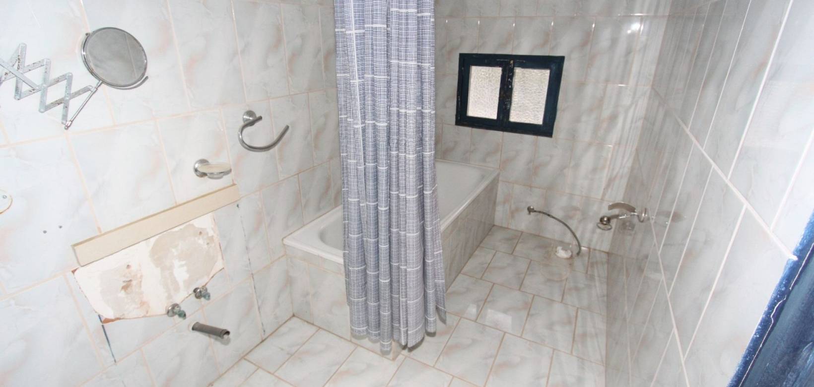 Wederverkoop - Country house -  - Monovar