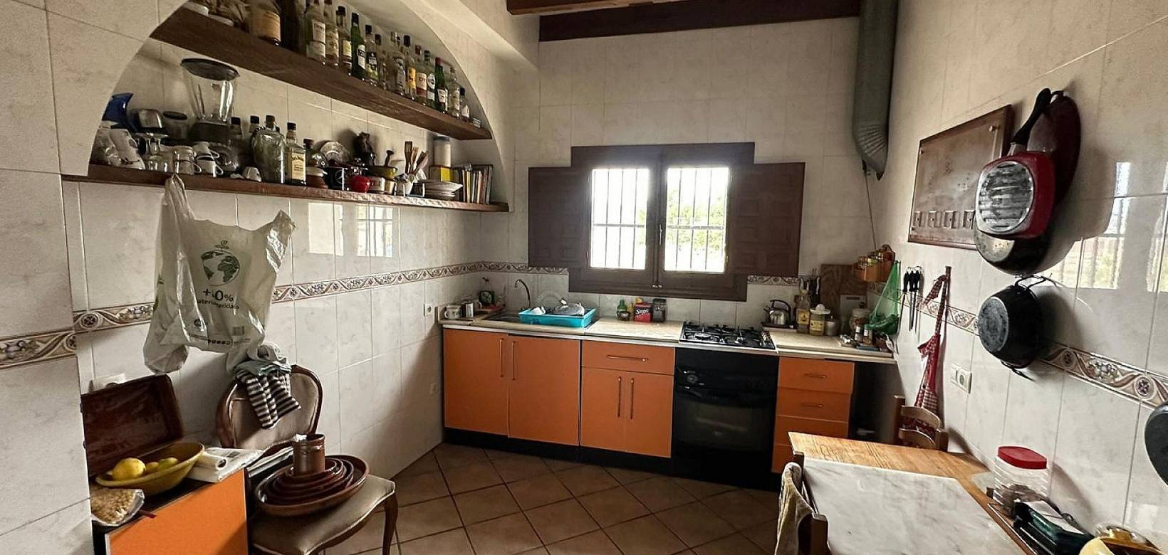 Wederverkoop - Country house - Novelda