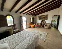 Wederverkoop - Country house - Novelda