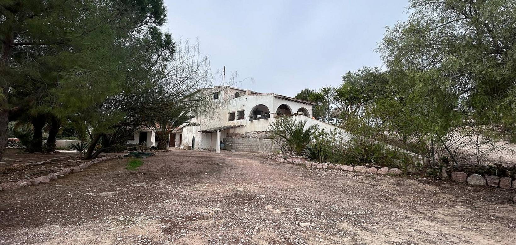 Wederverkoop - Country house - Novelda