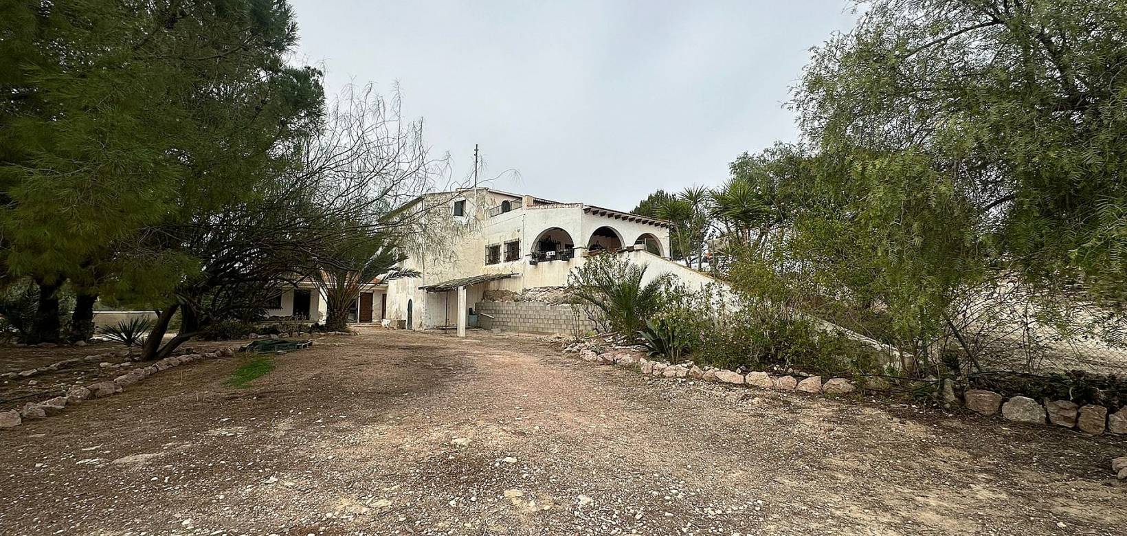 Wederverkoop - Country house - Novelda