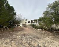 Wederverkoop - Country house - Novelda