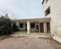 Wederverkoop - Country house - Novelda