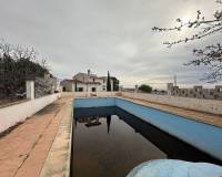 Wederverkoop - Country house - Novelda