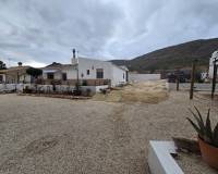 Wederverkoop - Country house - Yecla