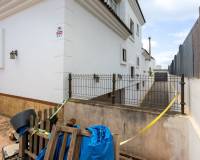 Wederverkoop - Detached villa - Los Montesinos - La Herrada