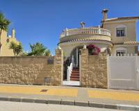 Wederverkoop - Detached villa - Monforte del Cid