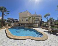 Wederverkoop - Detached villa - Monforte del Cid