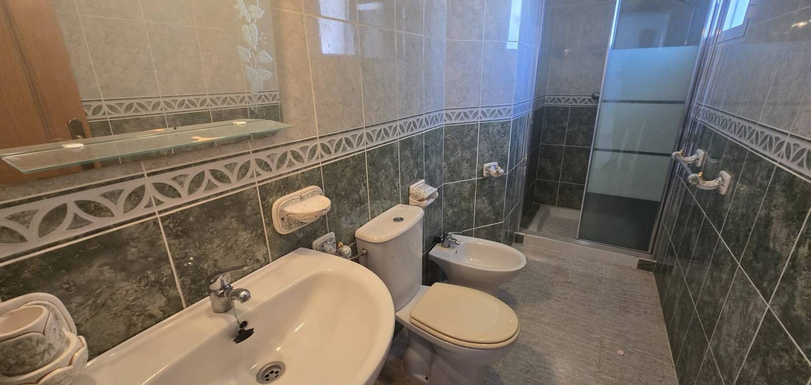 Wederverkoop - Detached villa - Monforte del Cid