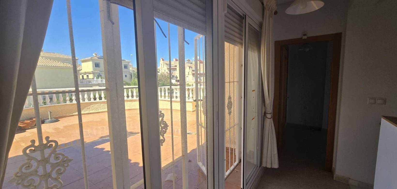 Wederverkoop - Detached villa - Monforte del Cid
