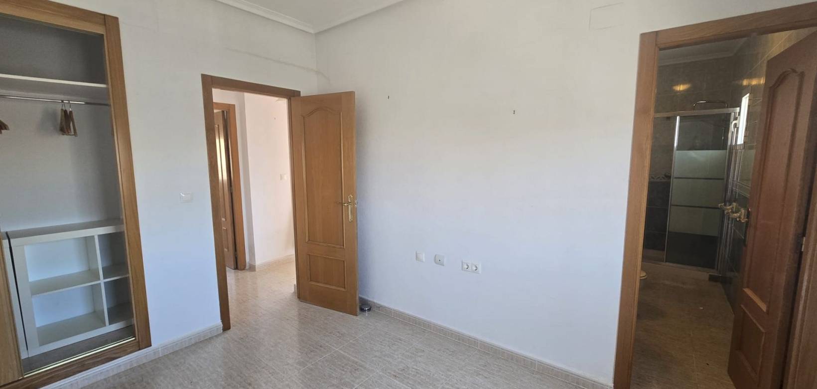 Wederverkoop - Detached villa - Monforte del Cid