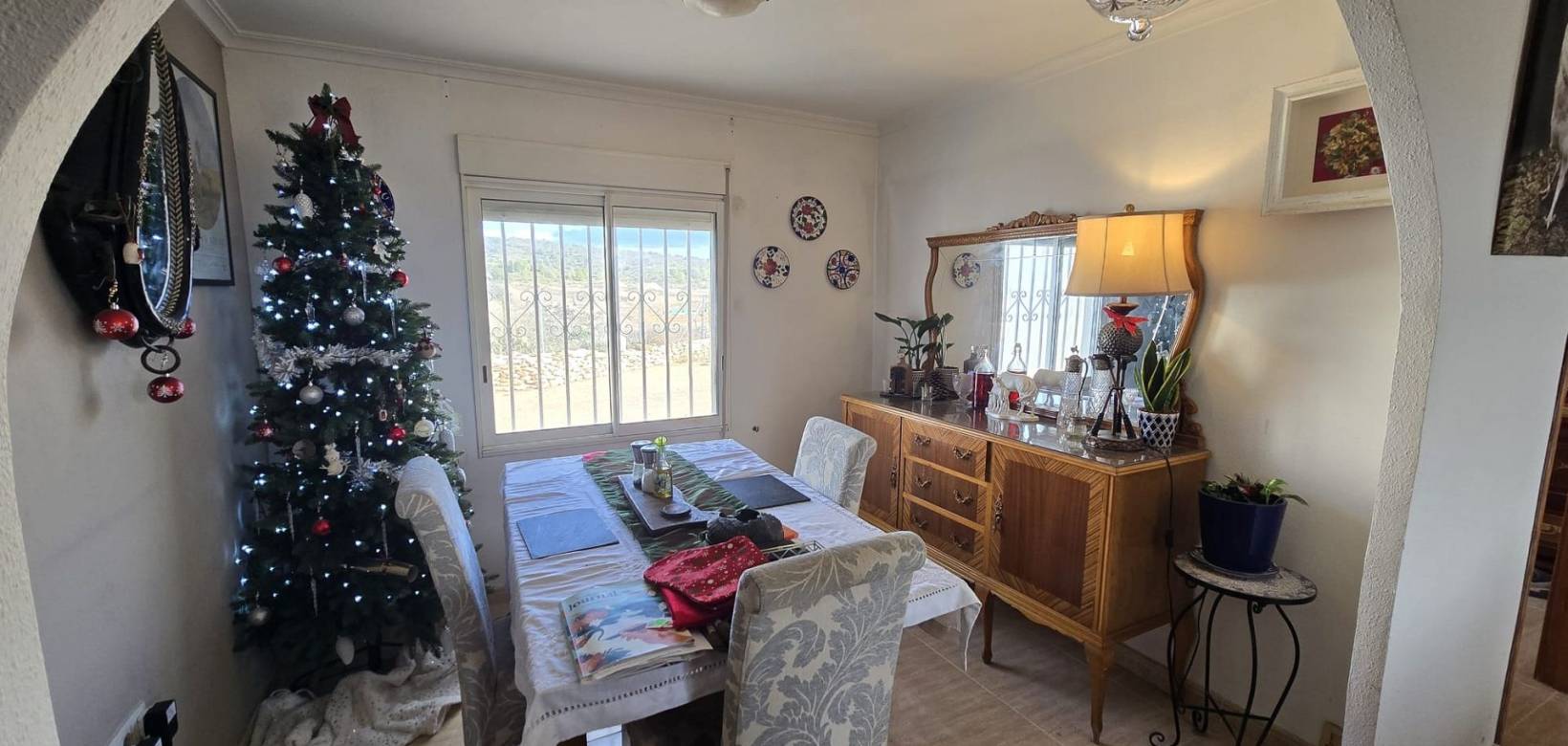 Wederverkoop - Detached villa -  - Monovar