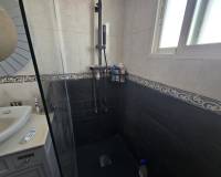 Wederverkoop - Detached villa -  - Monovar