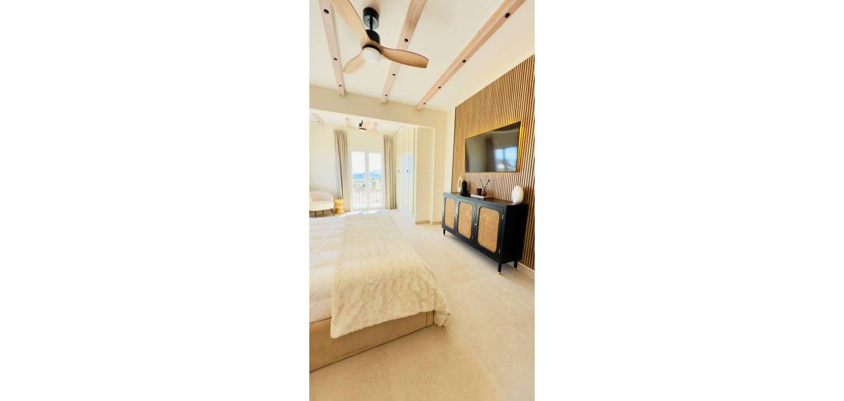 Wederverkoop - Detached villa -  - Monovar