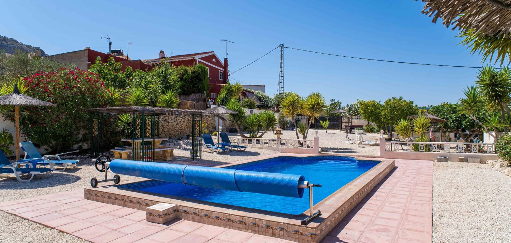 Wederverkoop - Detached villa - Pinoso - El Manyar
