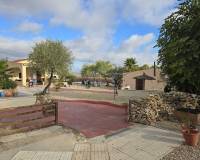 Wederverkoop - Detached villa - 