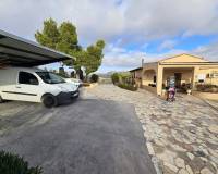 Wederverkoop - Detached villa - 