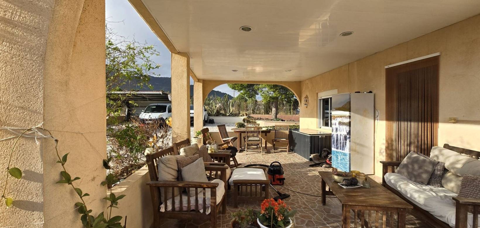 Wederverkoop - Detached villa - 