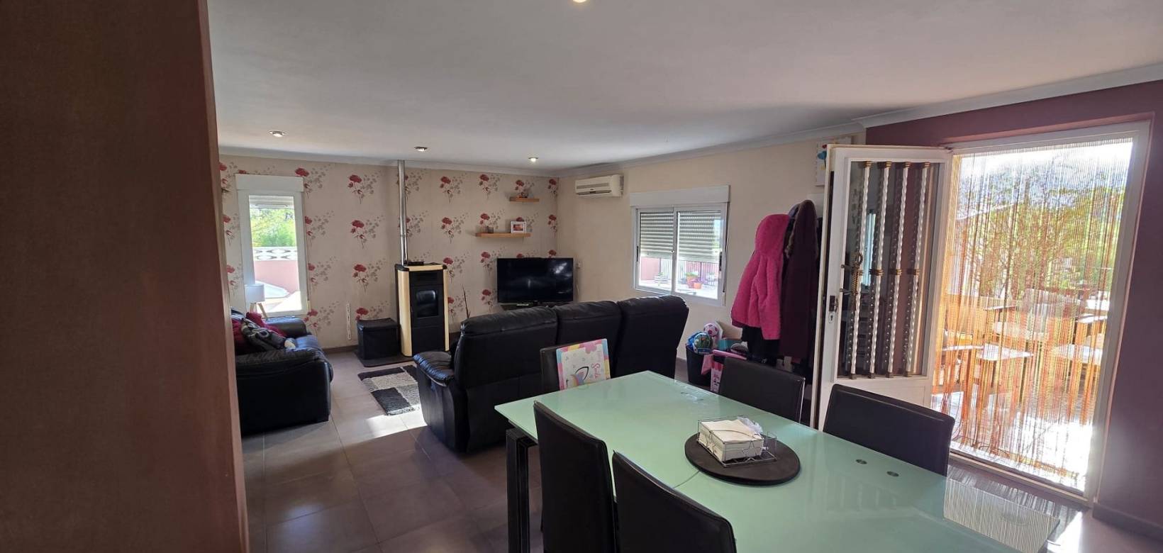 Wederverkoop - Detached villa - 