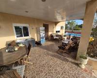 Wederverkoop - Detached villa - 