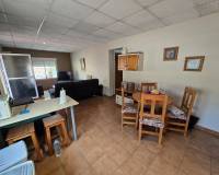 Wederverkoop - Detached villa - 