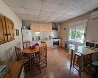 Wederverkoop - Detached villa - 