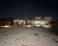 Wederverkoop - Detached villa - 