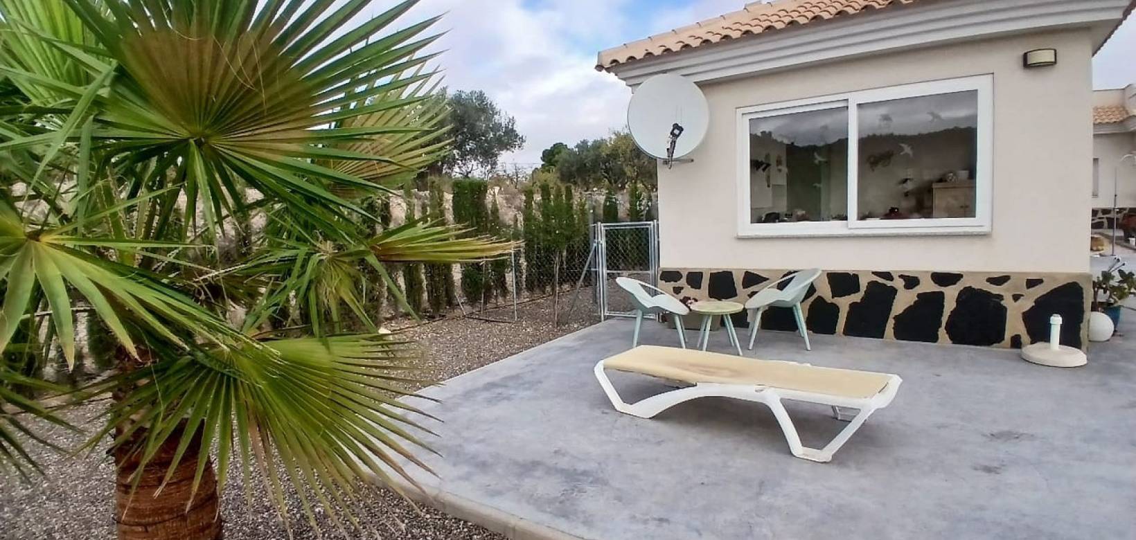 Wederverkoop - Detached villa - 