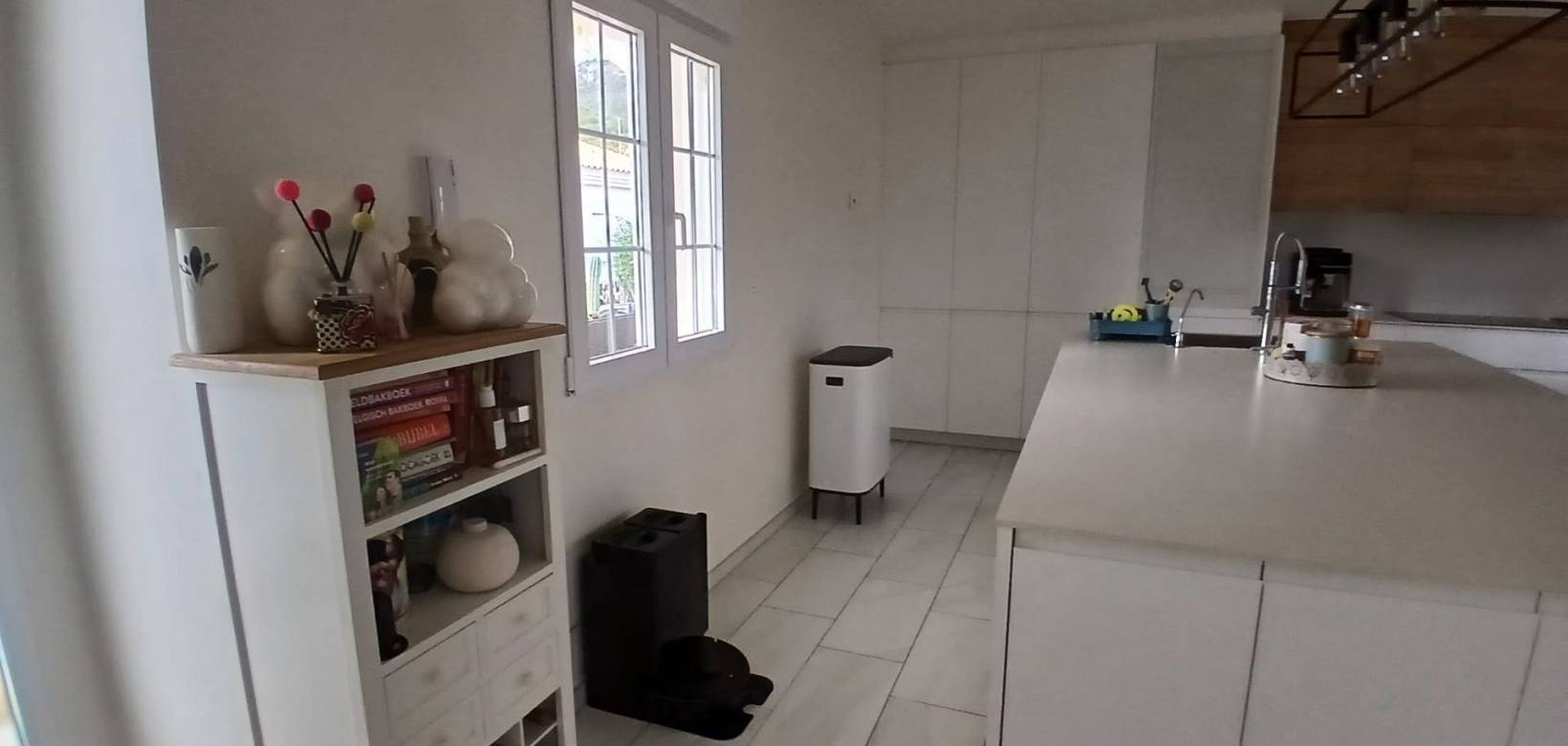 Wederverkoop - Detached villa - 