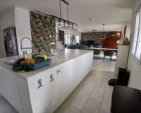 Wederverkoop - Detached villa - 