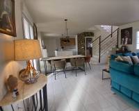 Wederverkoop - Detached villa - 