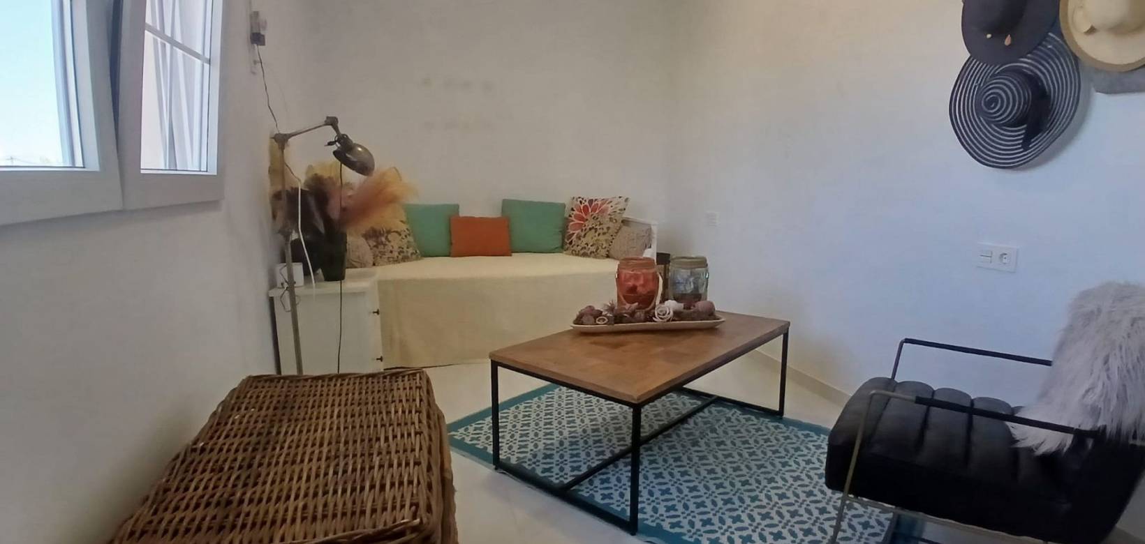 Wederverkoop - Detached villa - 