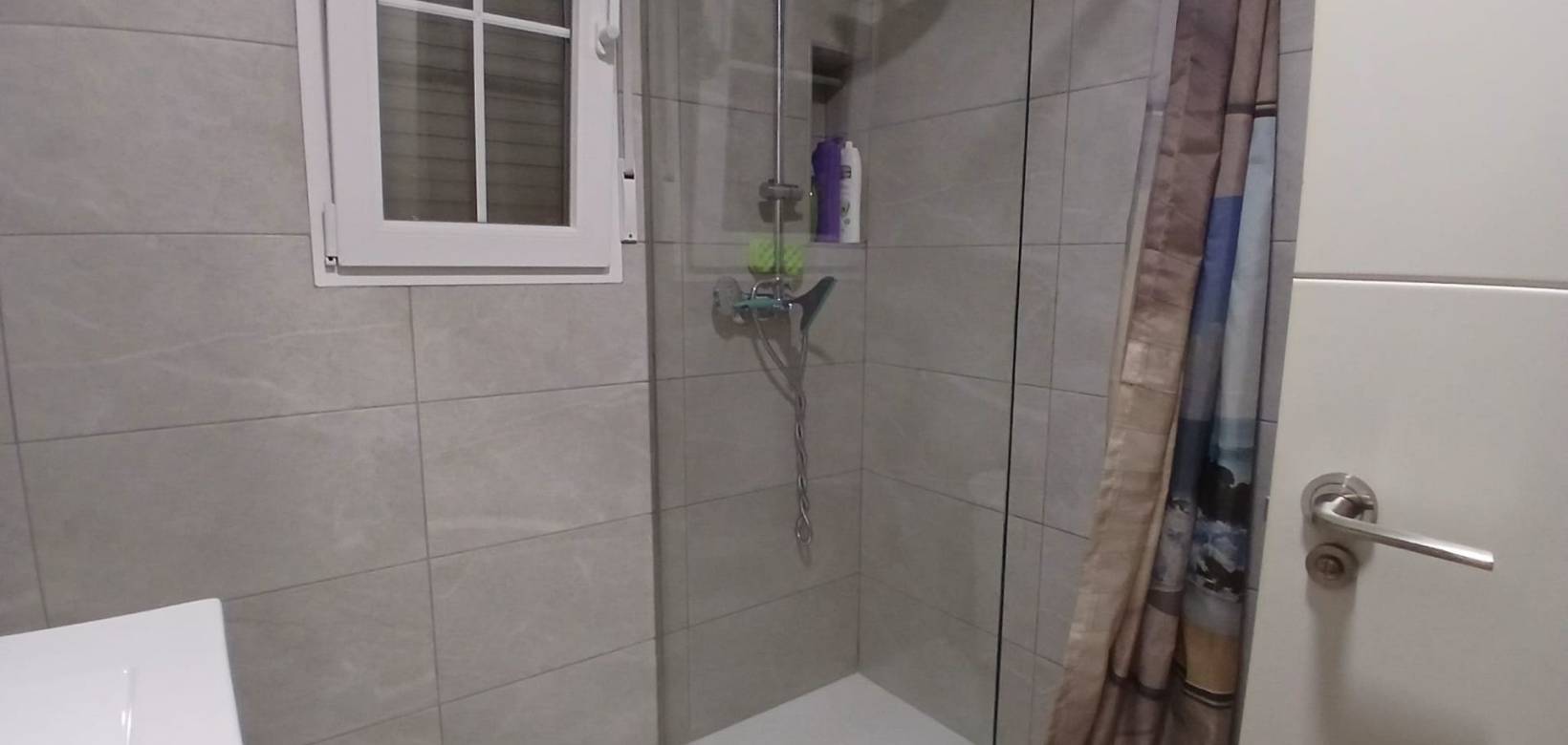 Wederverkoop - Detached villa - 