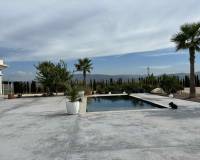 Wederverkoop - Detached villa - 