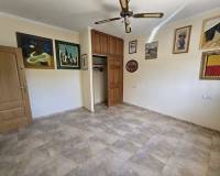 Wederverkoop - Detached villa - 