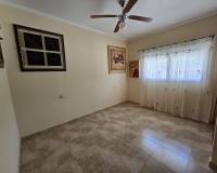 Wederverkoop - Detached villa - 