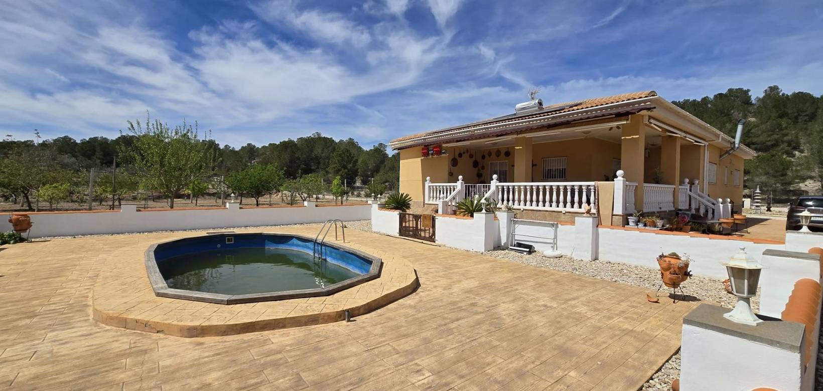 Wederverkoop - Detached villa - 