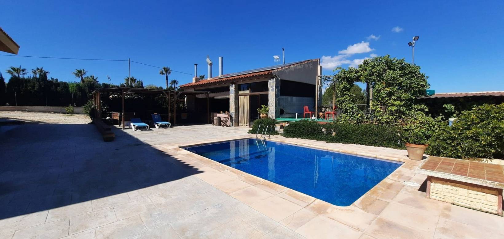 Wederverkoop - Detached villa - 