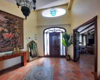 Wederverkoop - Detached villa - 