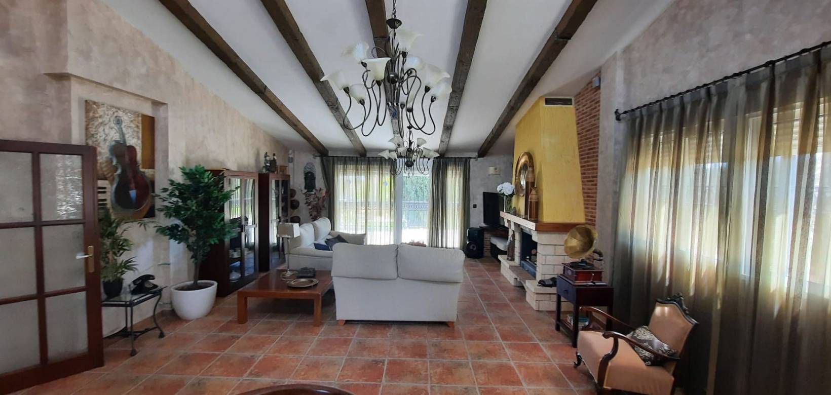 Wederverkoop - Detached villa - 