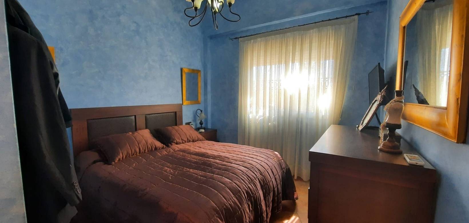 Wederverkoop - Detached villa - 