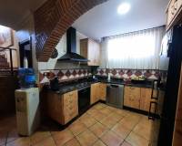 Wederverkoop - Detached villa - 