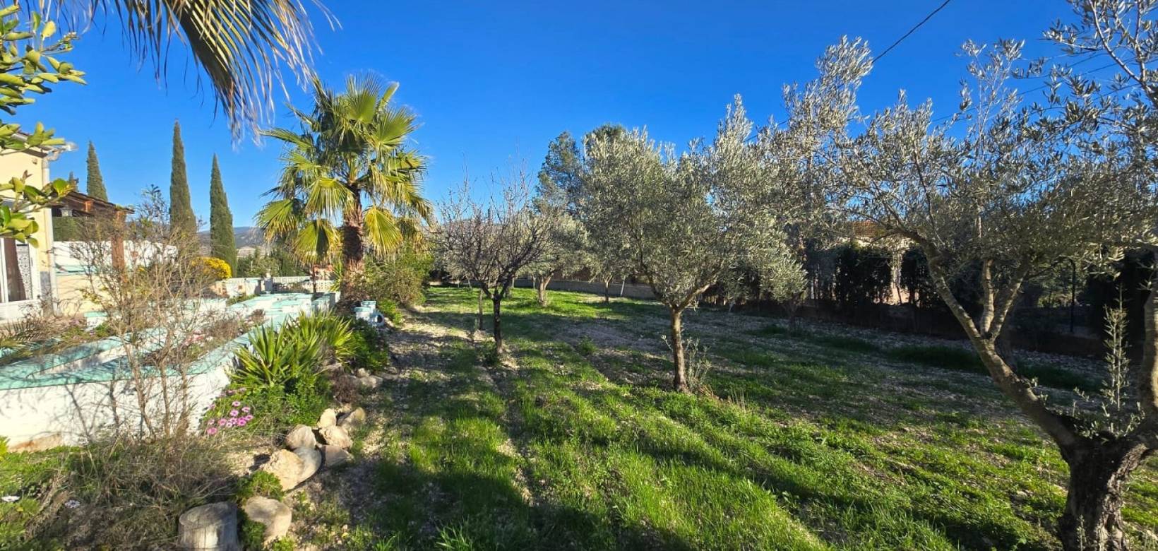 Wederverkoop - Detached villa - 