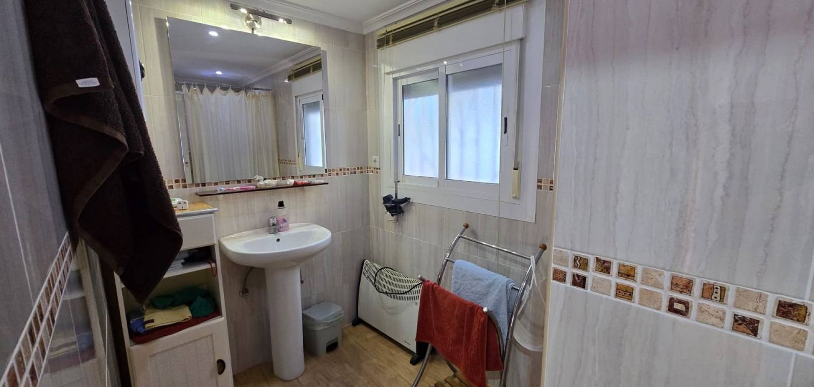 Wederverkoop - Detached villa - 