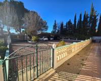 Wederverkoop - Detached villa - 