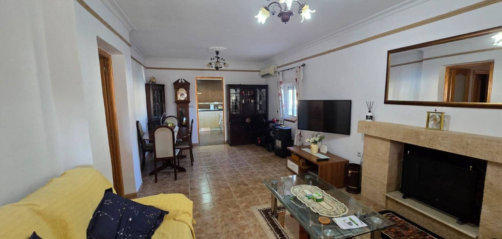 Wederverkoop - Detached villa - 