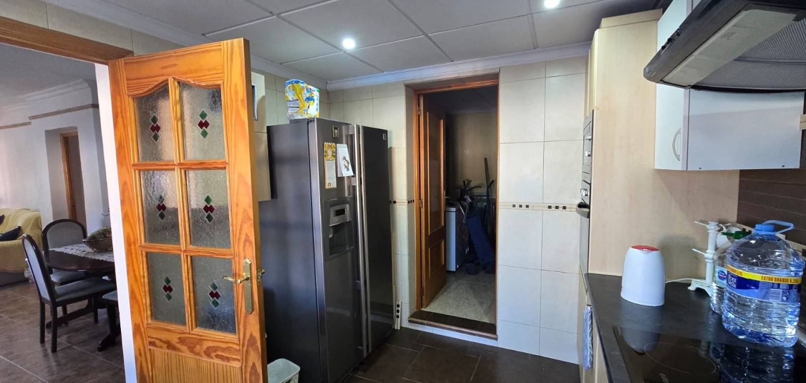 Wederverkoop - Detached villa - 