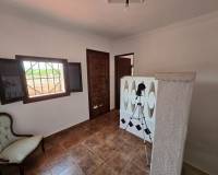 Wederverkoop - Detached villa - 